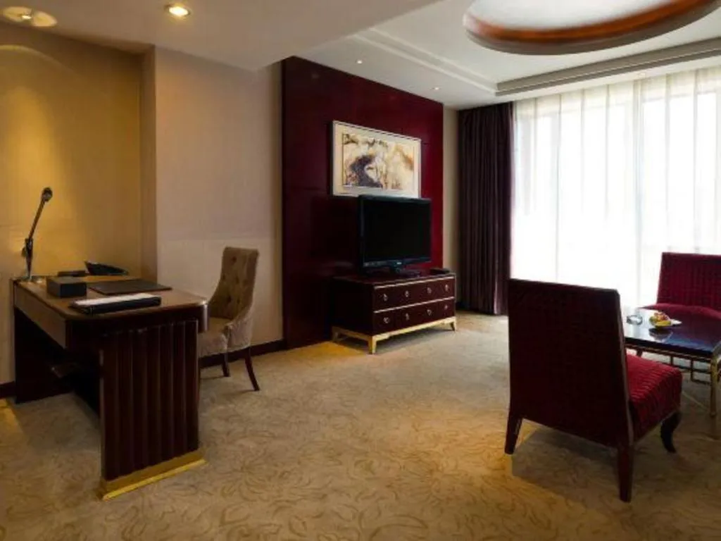 Northwest Petroleum Hotel