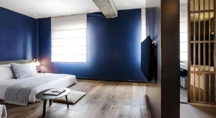 Bed in Everrich Hotel