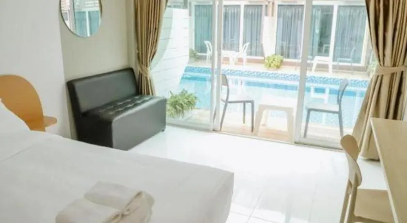 Bed in Pool Villa @Donmueang