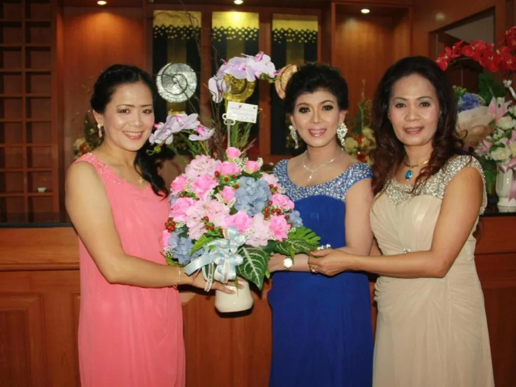 Le Parc Wangnang Hotel