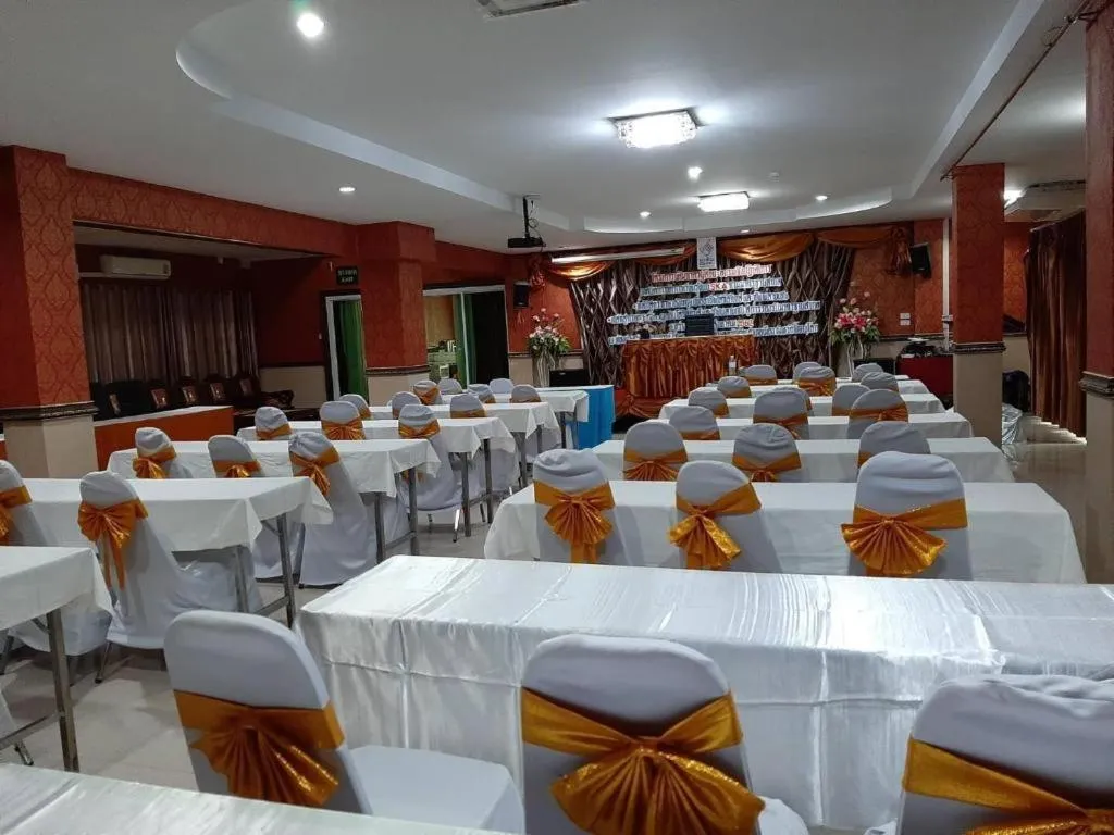 Le Parc Wangnang Hotel