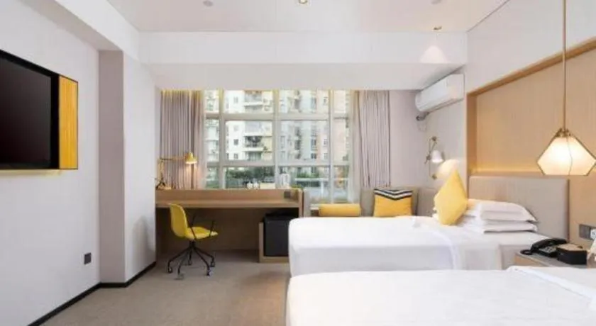 Bed in Nanning Sanzan Hotel