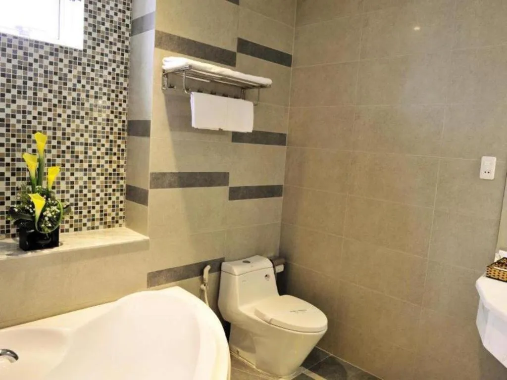 Phoenix Hotel Saigon