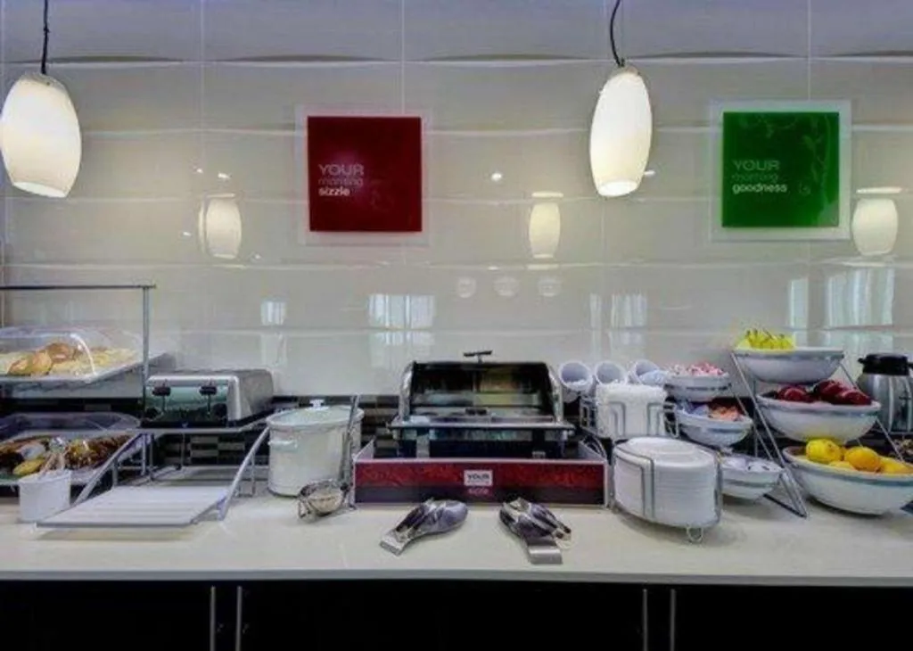 Comfort Inn & Suites Tulsa I-44 West - Rt 66