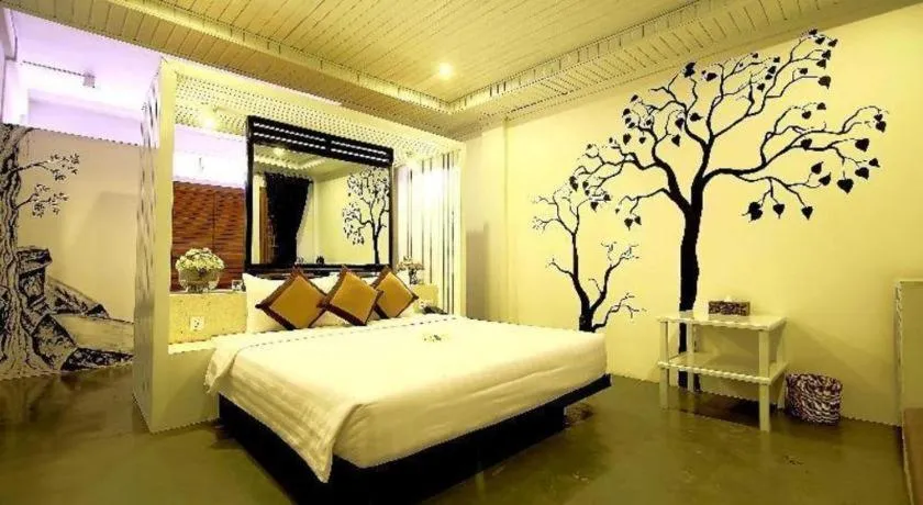 Bed in La Residence Blanc D' Angkor