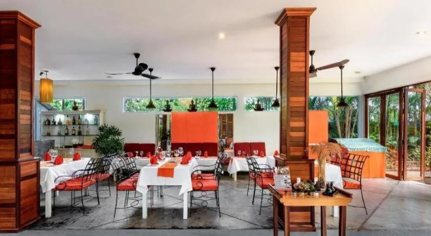 La Residence Blanc D' Angkor