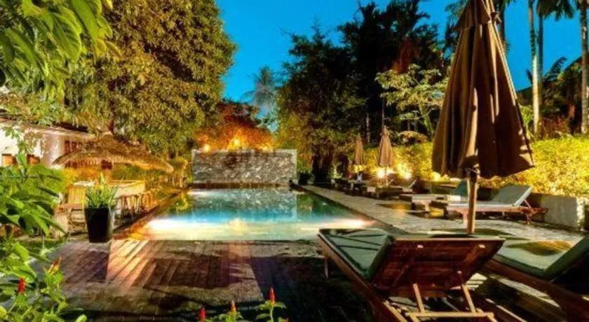 La Residence Blanc D' Angkor