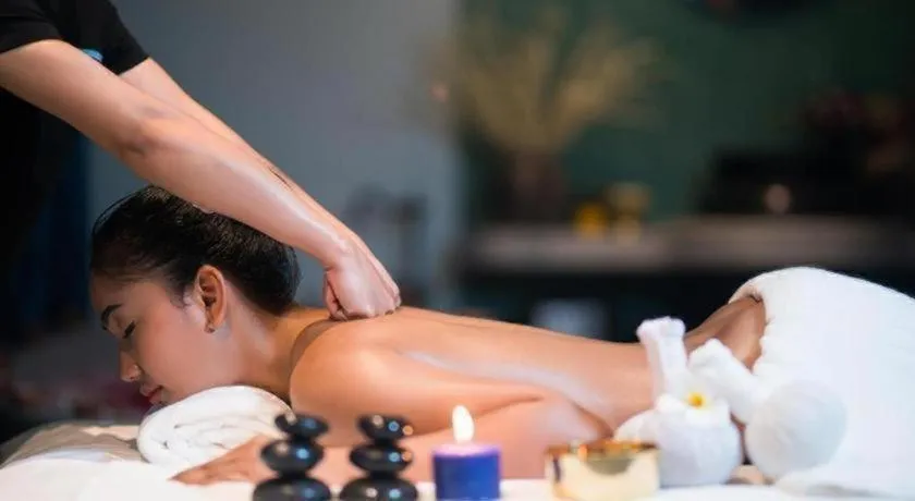 La Residence Blanc D' Angkor