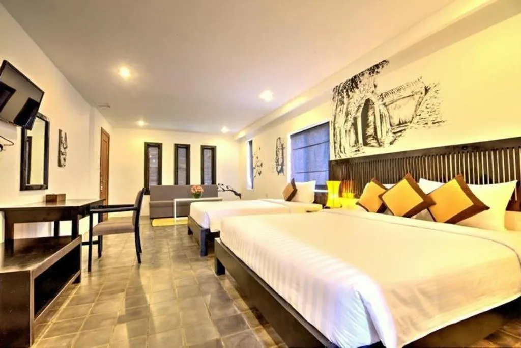 Bed in La Residence Blanc D' Angkor