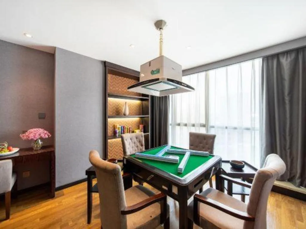 Yiwu Orange Boutique Hotel