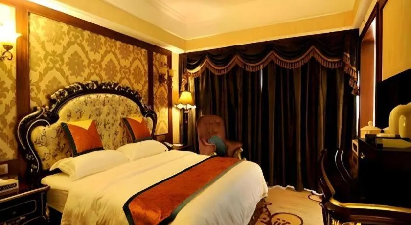 Bed in Chengdu French Theme Gold Palace