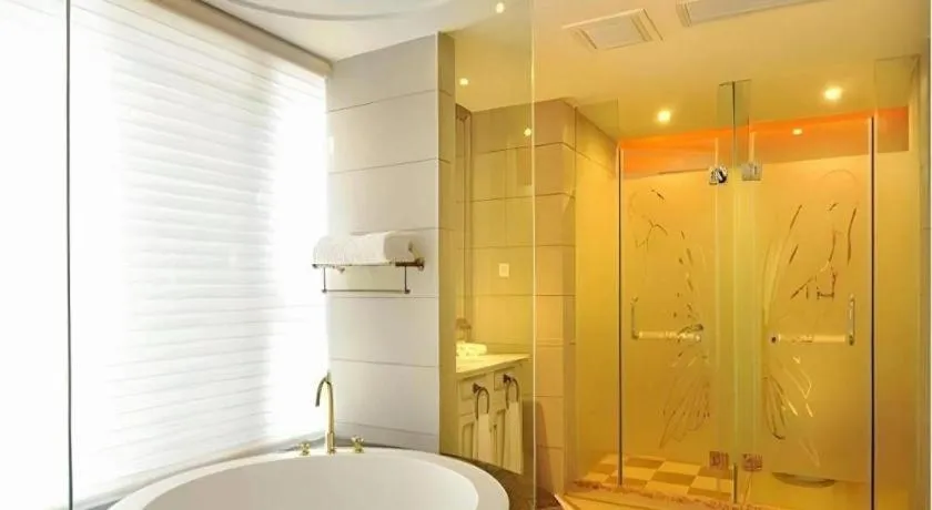 Chengdu French Theme Gold Palace