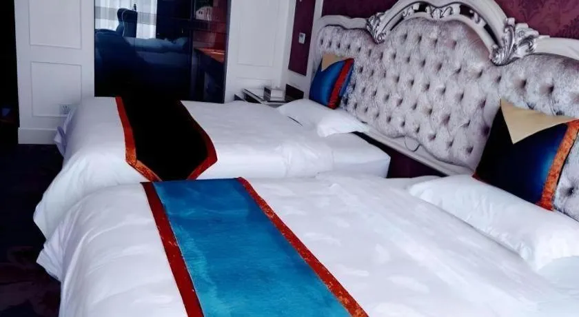 Bed in Chengdu French Theme Gold Palace