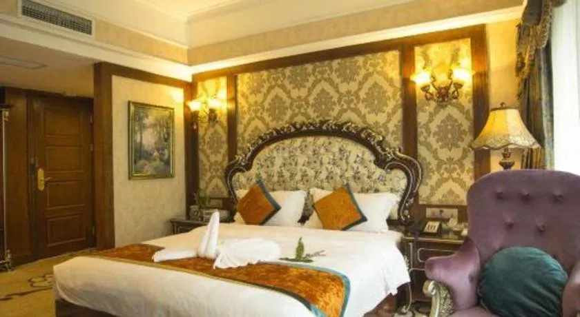 Bed in Chengdu French Theme Gold Palace