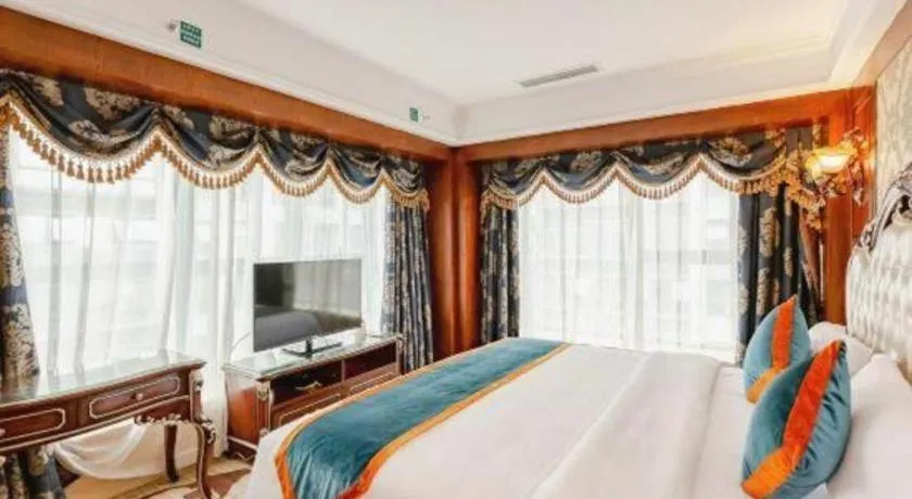 Bed in Chengdu French Theme Gold Palace