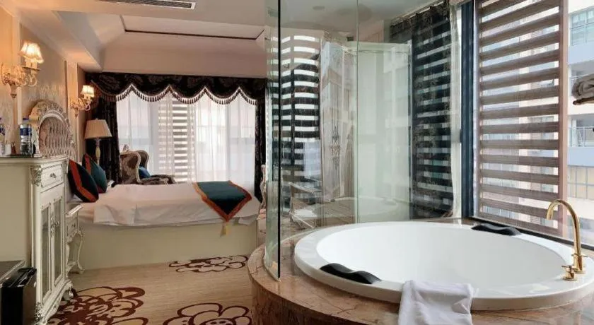 Bed in Chengdu French Theme Gold Palace