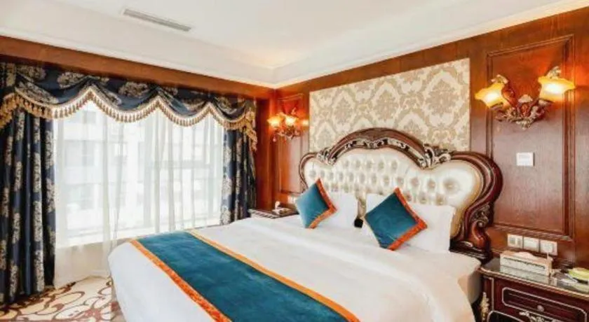 Bed in Chengdu French Theme Gold Palace