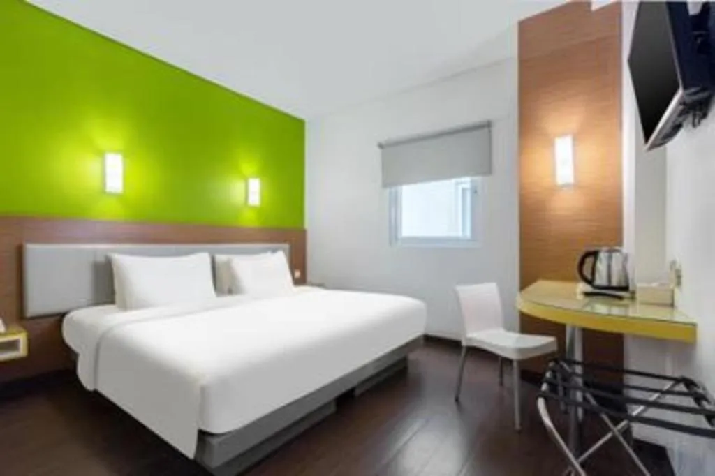 Bed in Amaris Hotel La Codefin Kemang