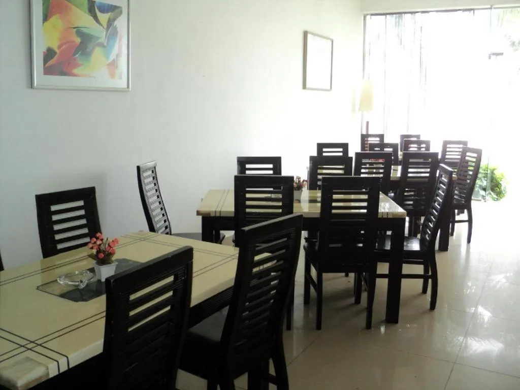 New Tristar Beach Hotel