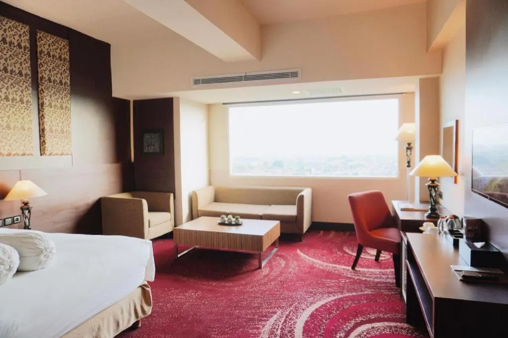 Bed in Indoluxe Hotel Jogjakarta