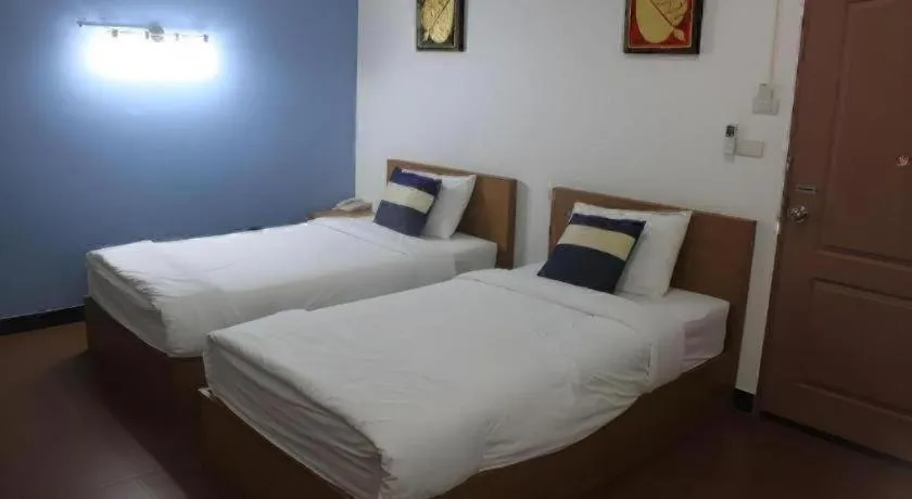 Bed in Urban House 195