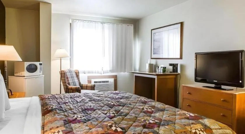 Bed in Quality Inn Pagosa Springs