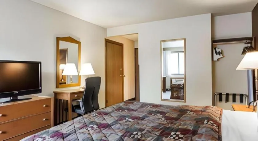 Bed in Quality Inn Pagosa Springs