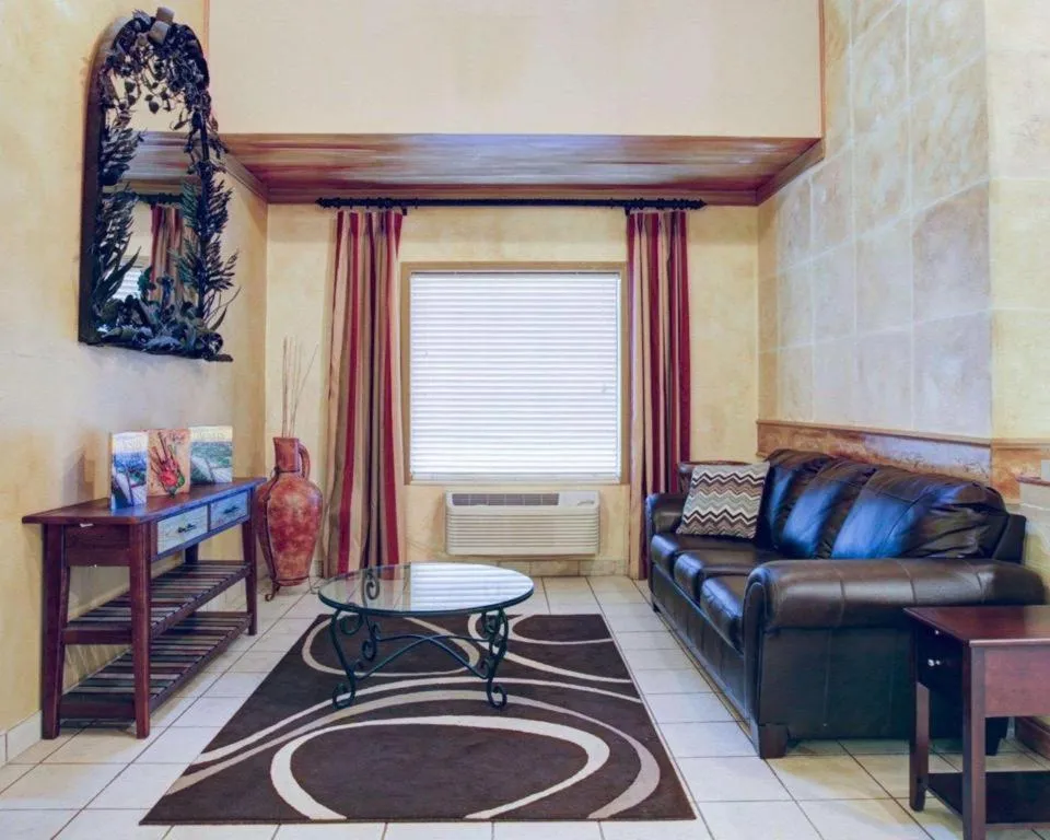 Quality Inn & Suites Austin Airport