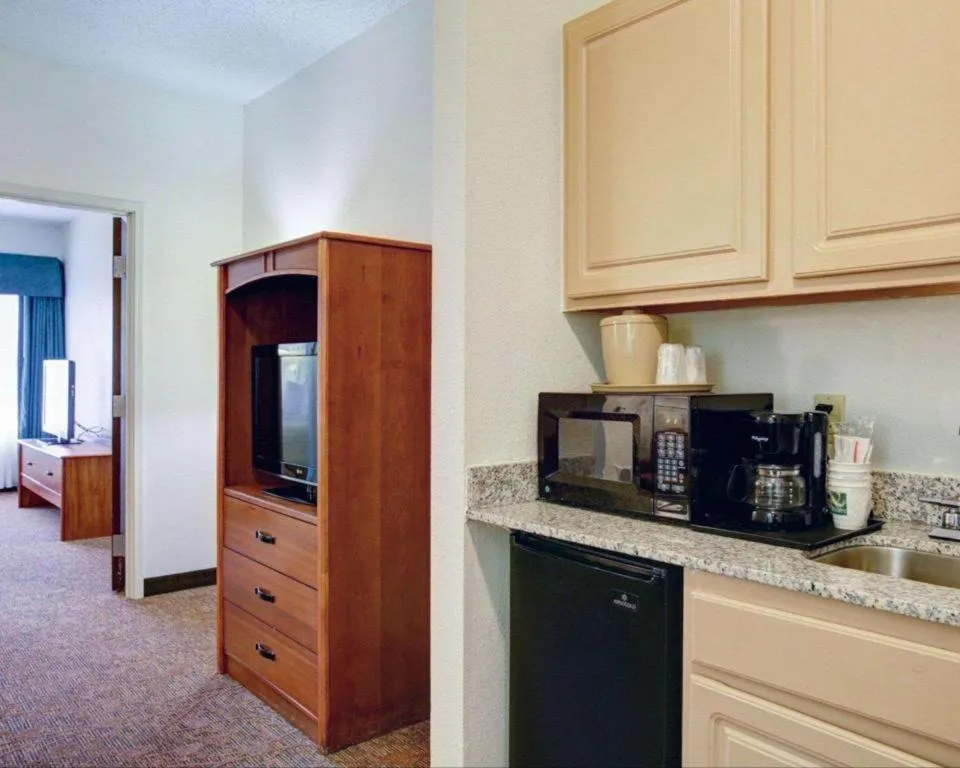 Quality Inn & Suites Austin Airport