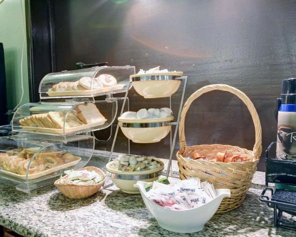 Quality Inn & Suites Austin Airport