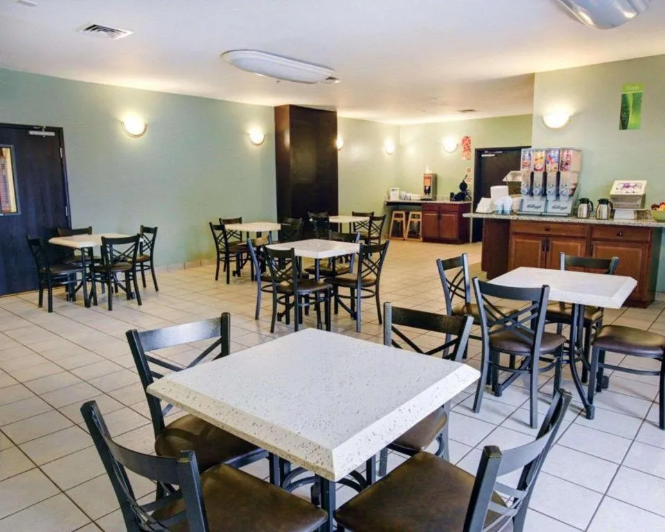 Quality Inn & Suites Austin Airport