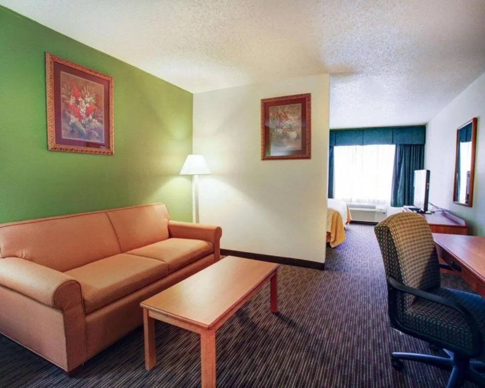 Quality Inn & Suites Austin Airport