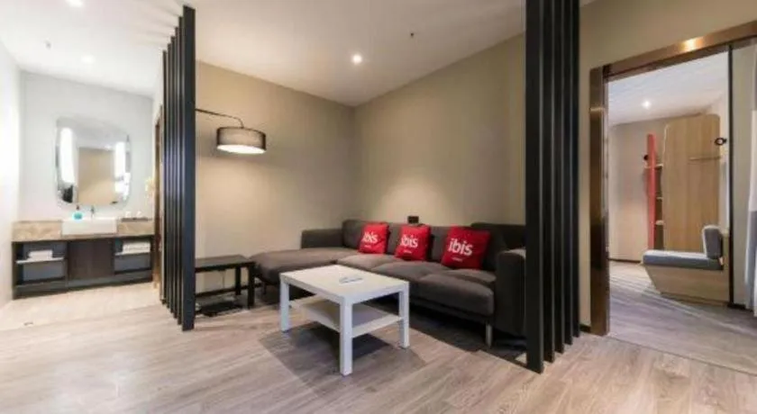 Ibis Nantong Qingnian