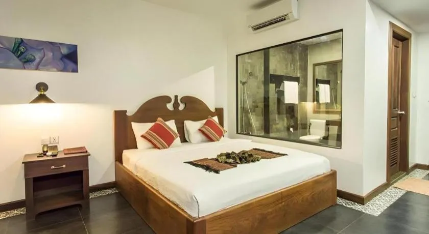 Bed in Yeak Loam Hotel