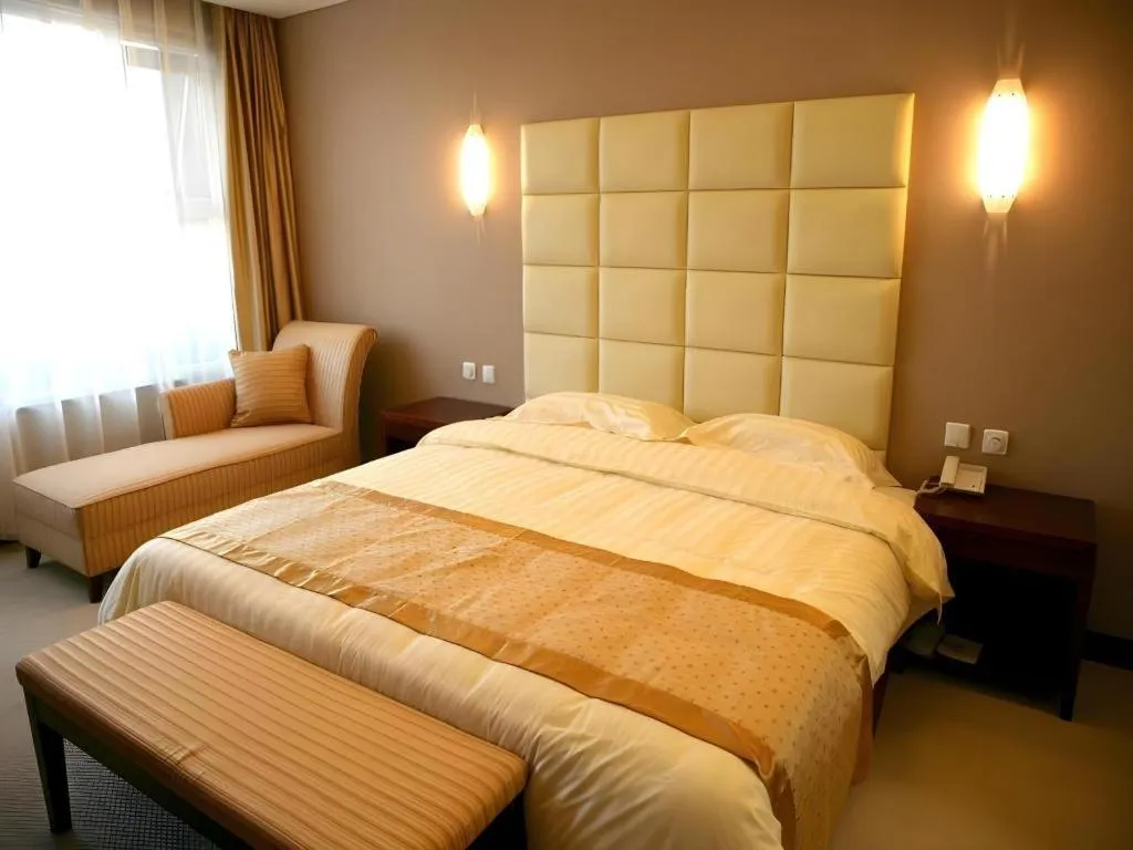 Bed in Beijing Qiaobo International Conference Hotel