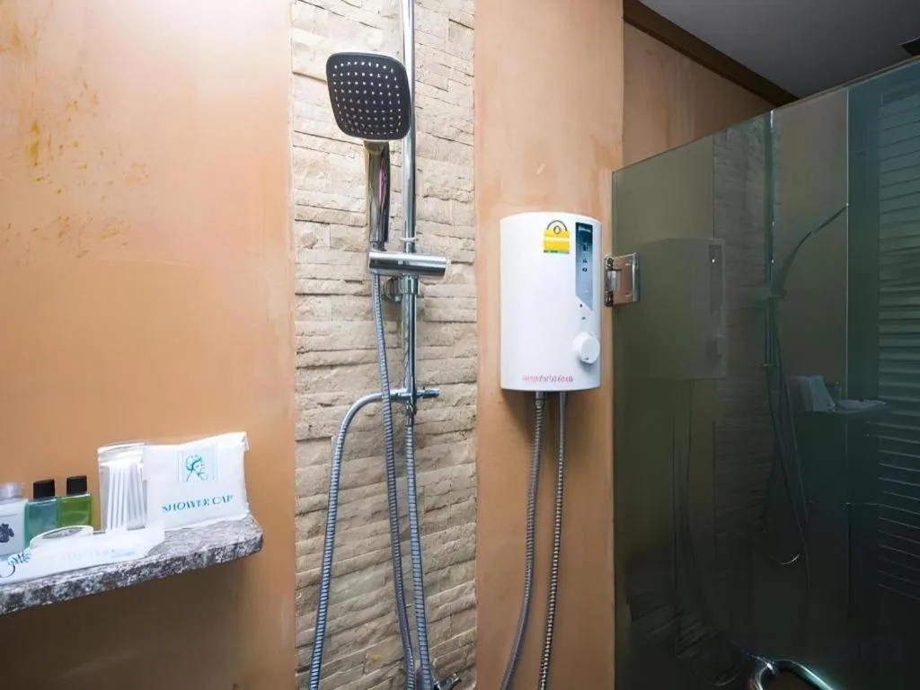 Phi Phi Nice Beach Hotel Hip