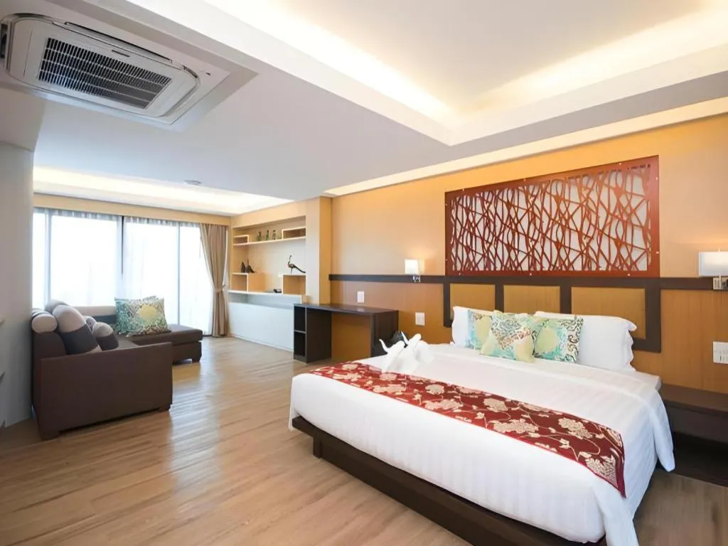 Bed in Phi Phi Nice Beach Hotel Hip