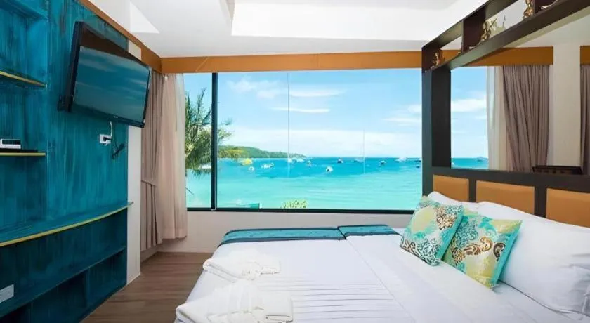 Bed in Phi Phi Nice Beach Hotel Hip