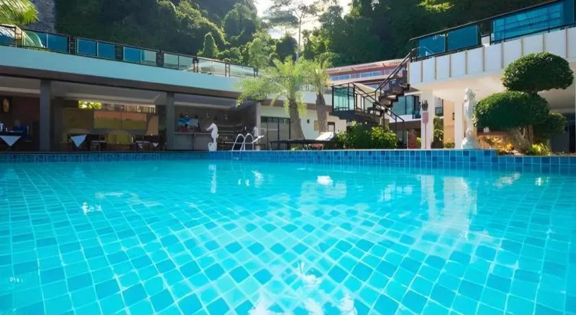 Phi Phi Nice Beach Hotel Hip