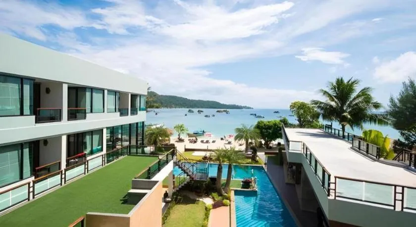 Phi Phi Nice Beach Hotel Hip