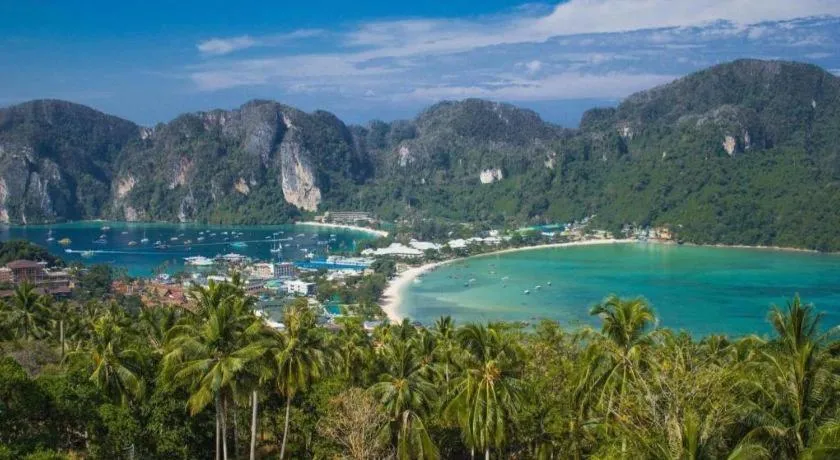 Phi Phi Nice Beach Hotel Hip