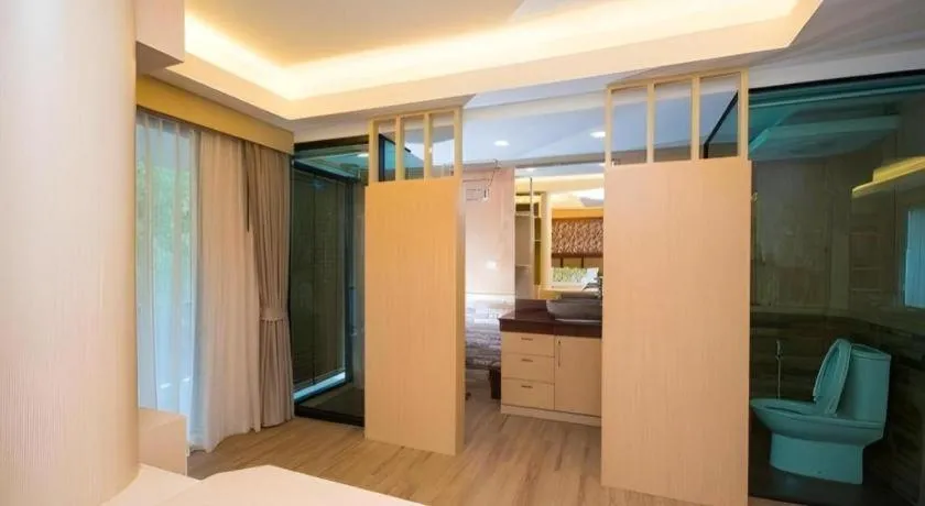 Bed in Phi Phi Nice Beach Hotel Hip