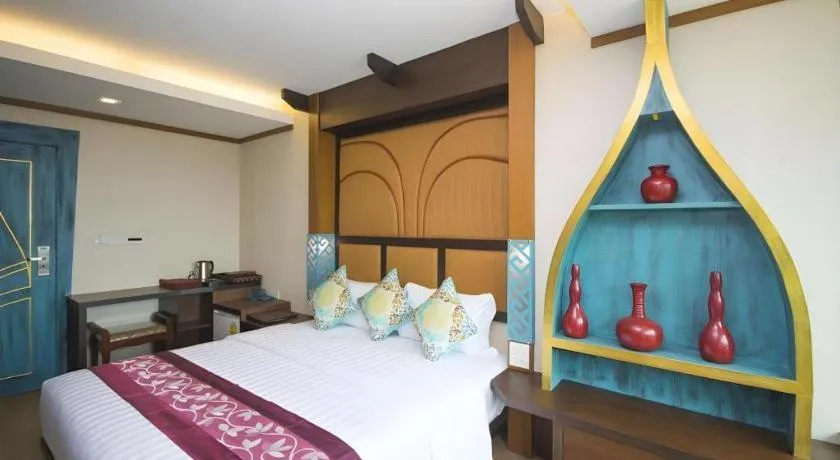 Bed in Phi Phi Nice Beach Hotel Hip