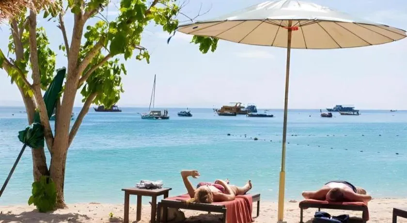 Phi Phi Nice Beach Hotel Hip