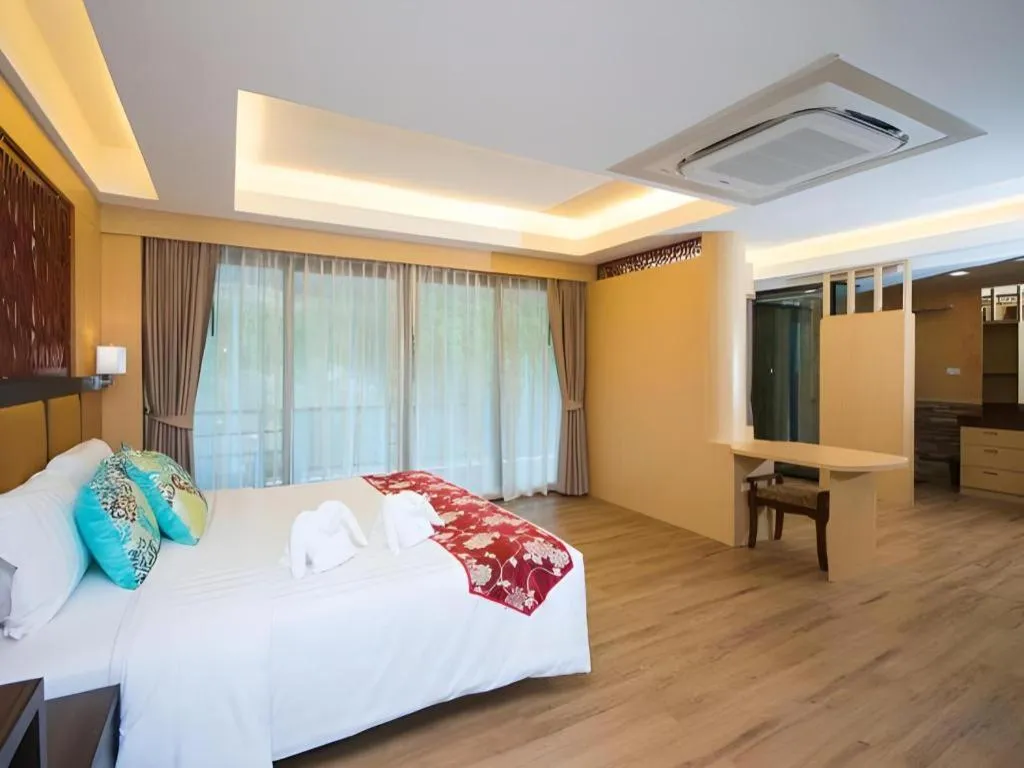 Bed in Phi Phi Nice Beach Hotel Hip