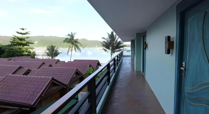 Phi Phi Nice Beach Hotel Hip