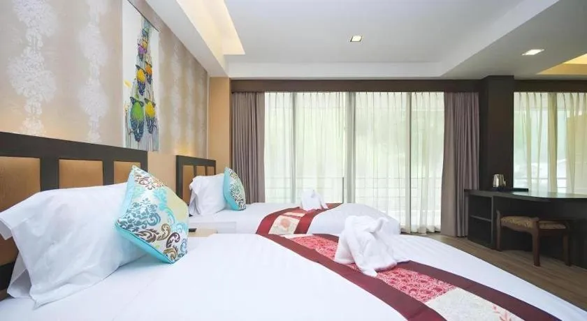 Bed in Phi Phi Nice Beach Hotel Hip