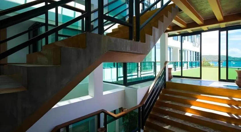 Phi Phi Nice Beach Hotel Hip