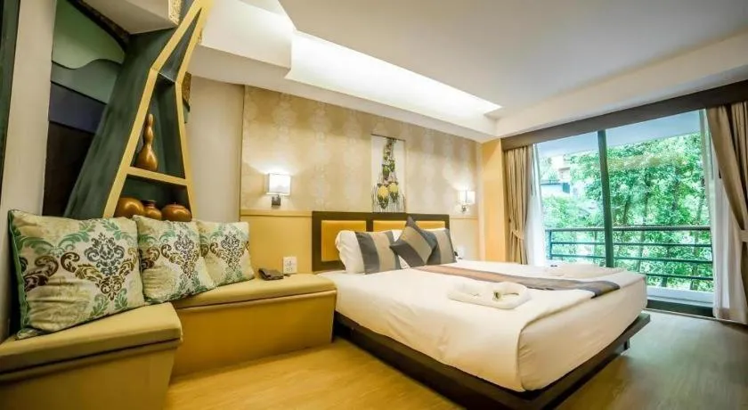 Bed in Phi Phi Nice Beach Hotel Hip