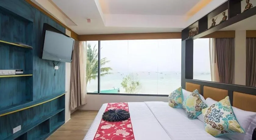 Bed in Phi Phi Nice Beach Hotel Hip